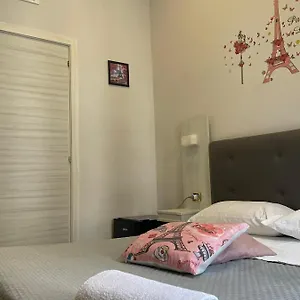Oceania 43 Bed & Breakfast