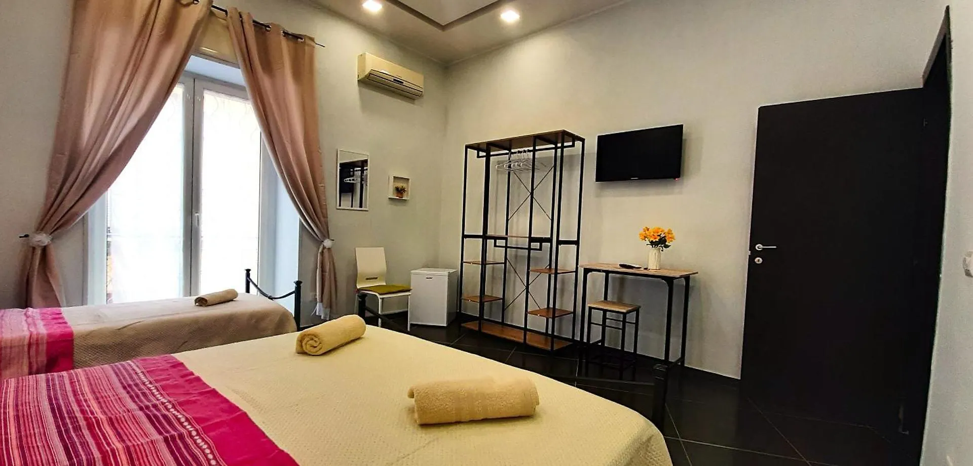 Le Ginestre Apartment Naples Italy