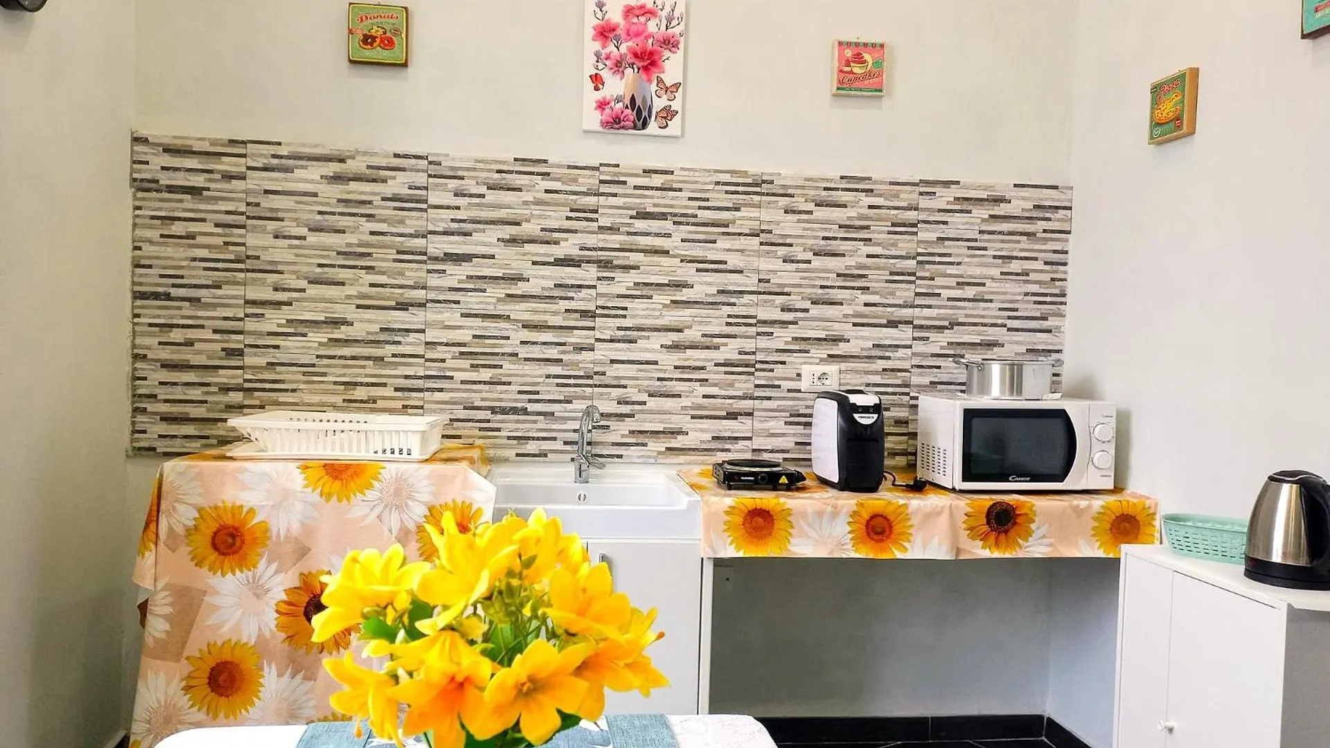 Le Ginestre Apartment Naples Italy